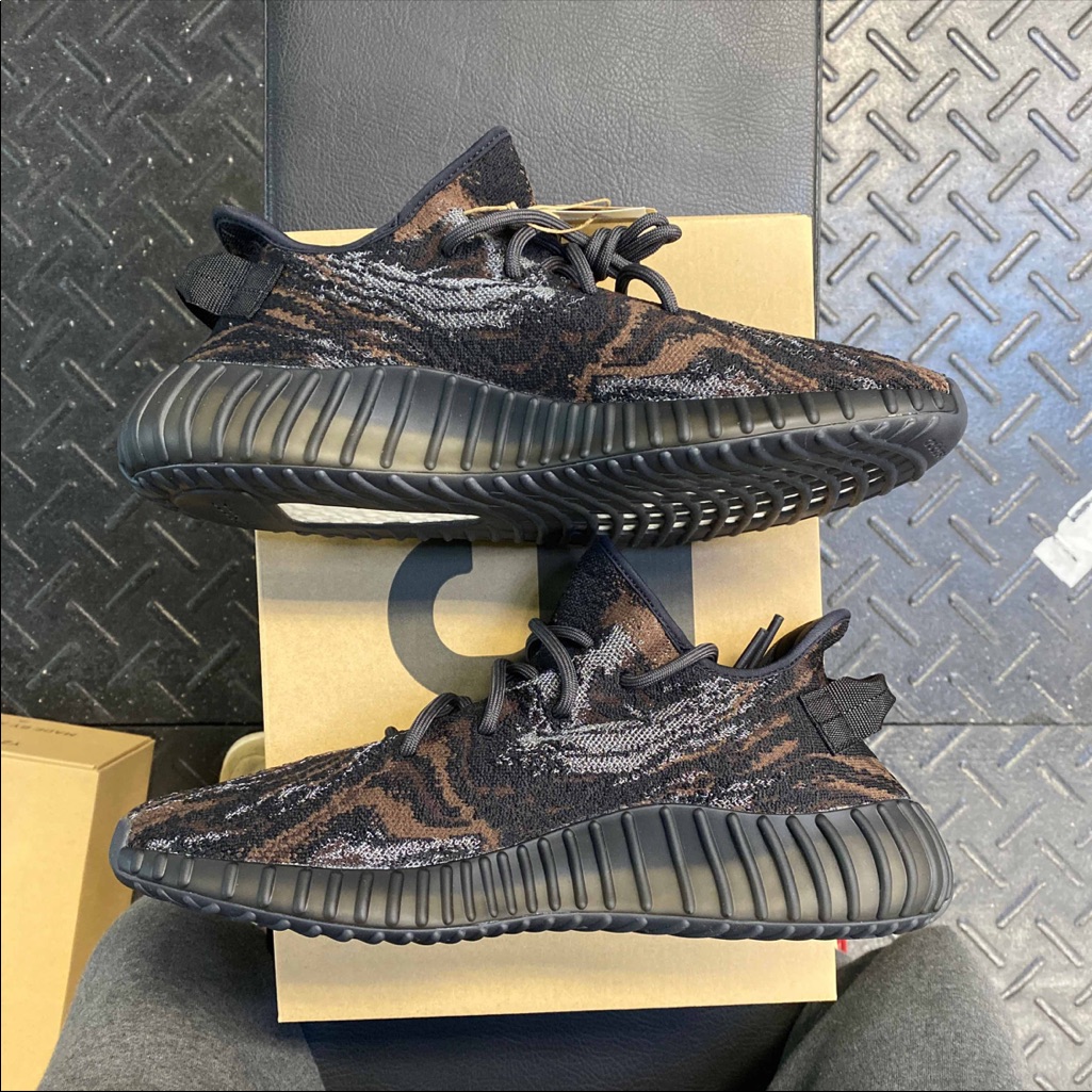 Yeezy 350 V2 “Mx Rock”